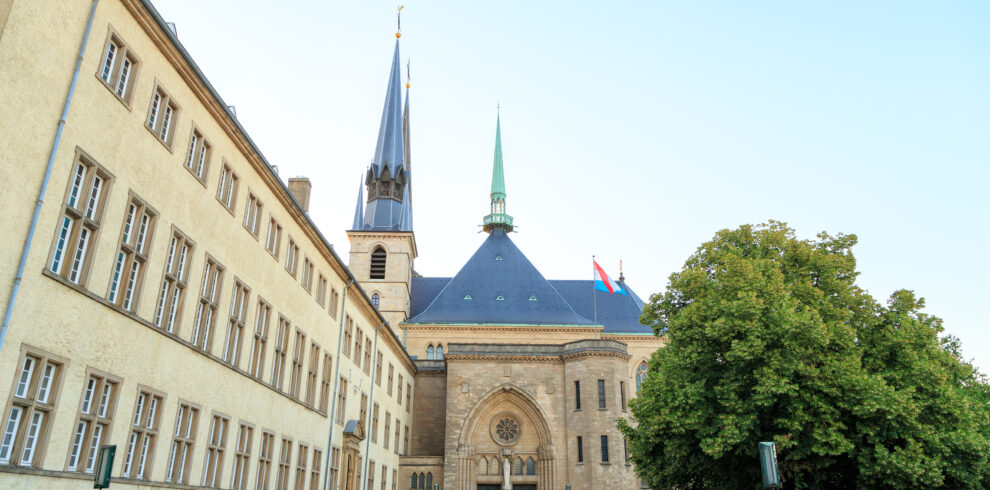 luxembourg-city-luxembourg-notre-dame-cathedral-2026-03-25-23-25-35-utc
