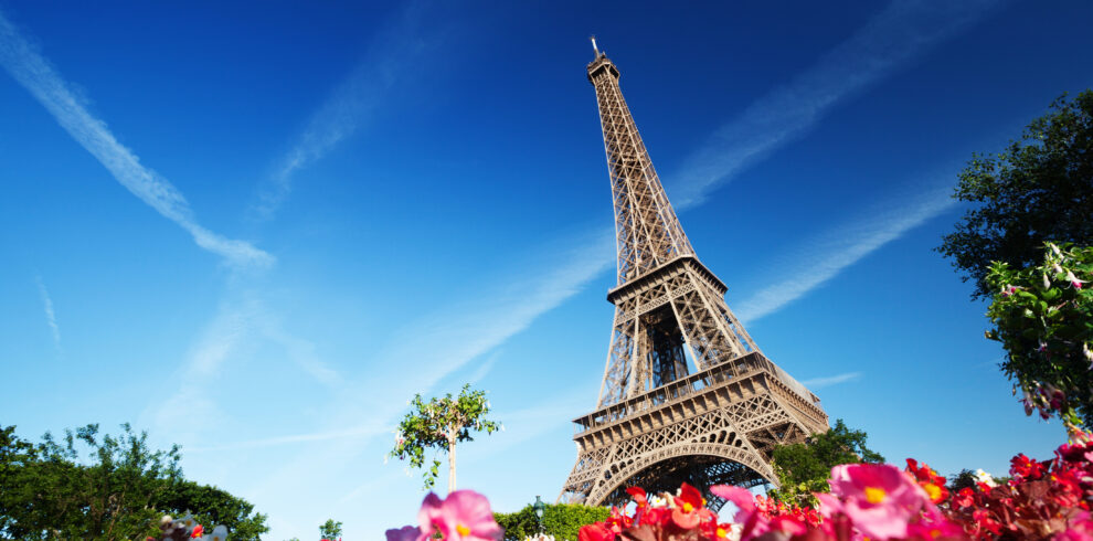 sunny-morning-and-eiffel-tower-paris-france